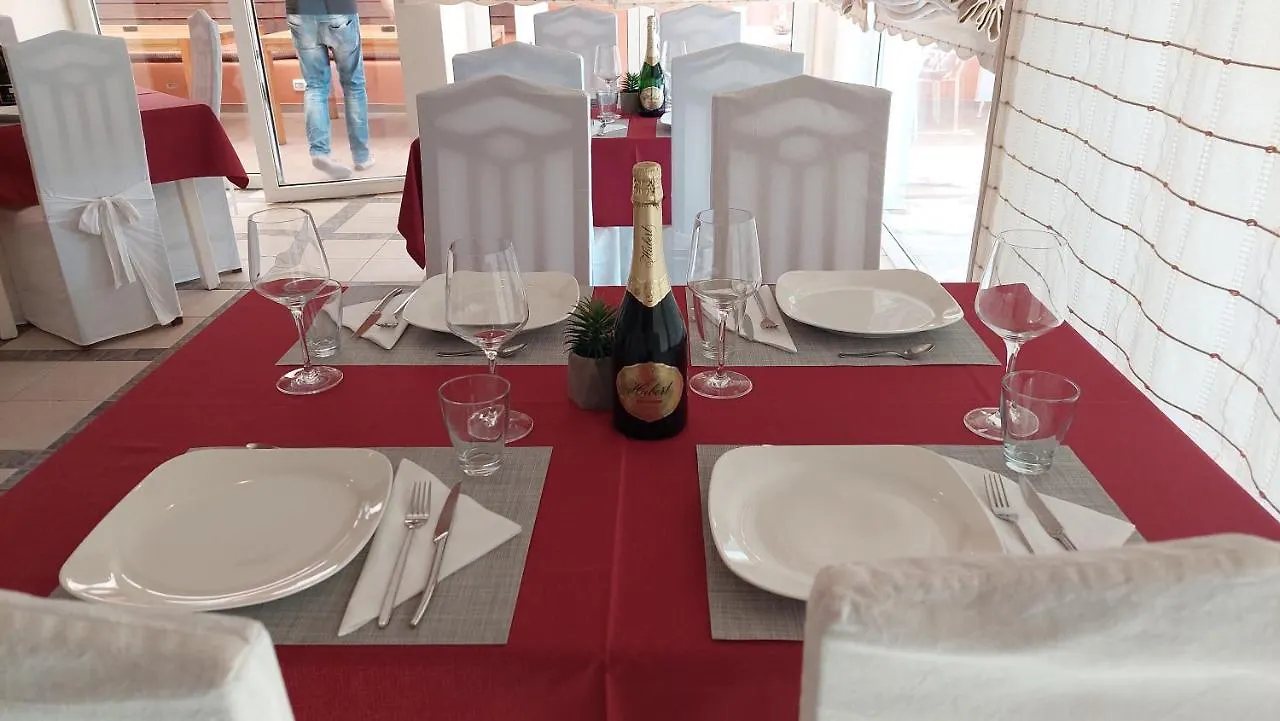 Bed And Breakfast La Rossa Umag