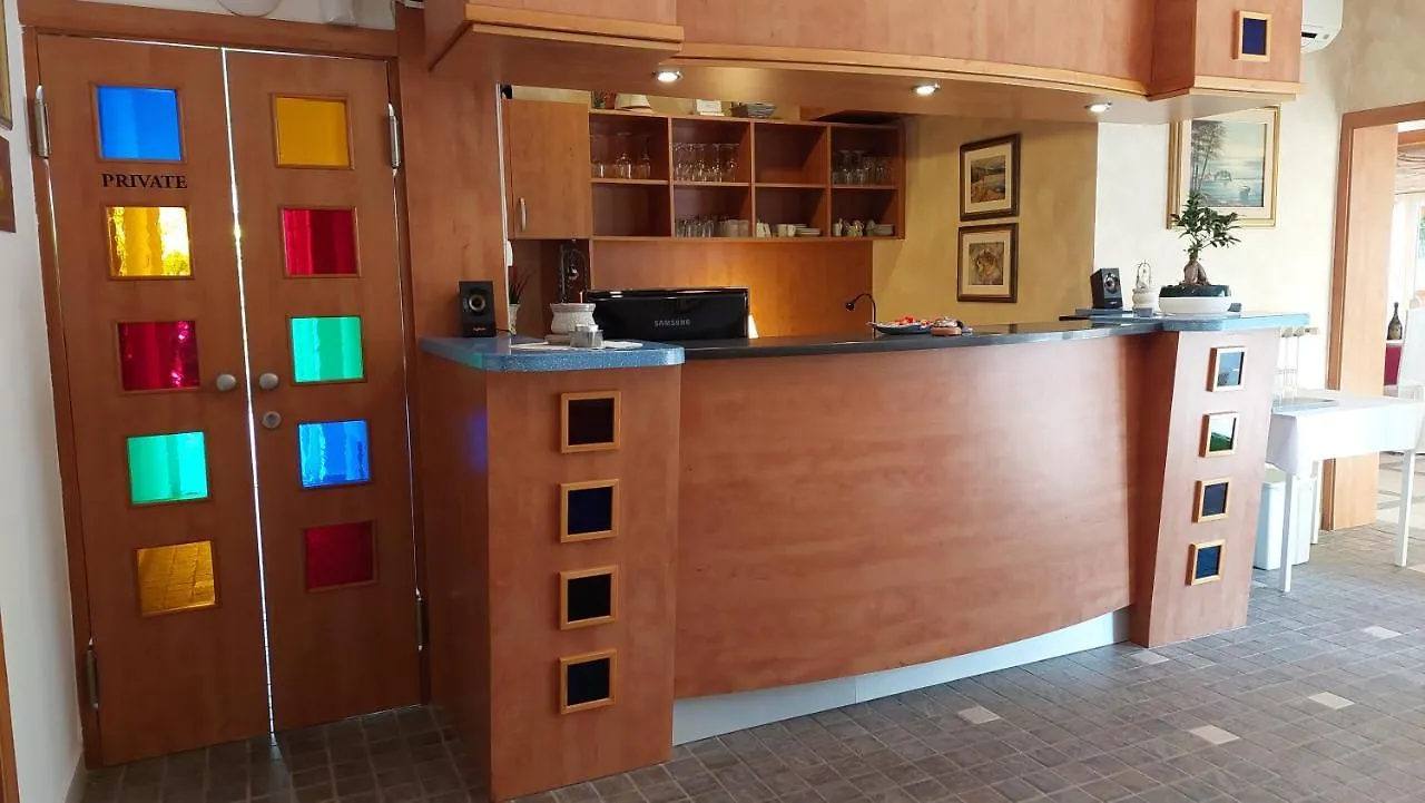 Bed And Breakfast La Rossa