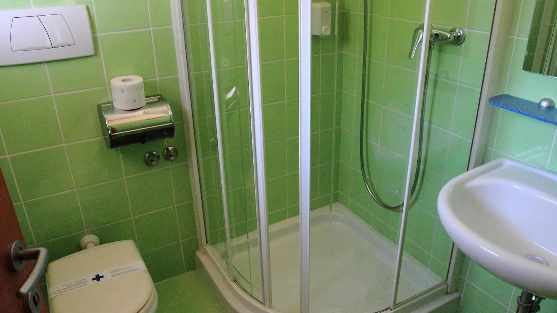 Bed And Breakfast La Rossa krevet i doručak Umag